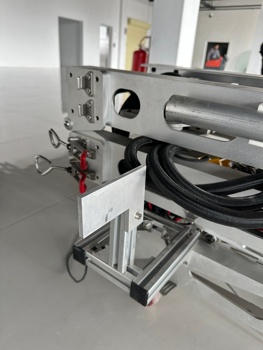 SKYEYE 2000MM Catapult Ejection Rack in folded position with detailed components, ideal for professional use.